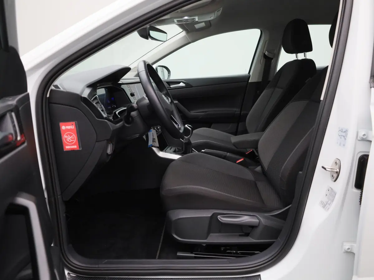 1.0 TSI Life 95 PK| Origineel Nederlands | 1e Eigenaar | Navigatie | Achteruitrijcamera | Parkeersensoren Voor & Achter | Apple Carplay | Android Auto | Airco | LED Koplampen | Digitale Cock