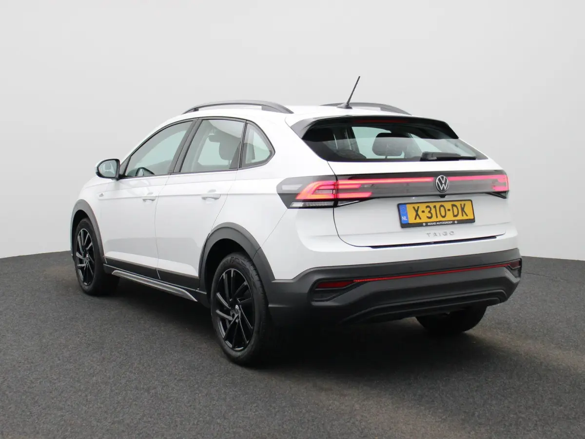 1.0 TSI Life 95 PK| Origineel Nederlands | 1e Eigenaar | Navigatie | Achteruitrijcamera | Parkeersensoren Voor & Achter | Apple Carplay | Android Auto | Airco | LED Koplampen | Digitale Cock