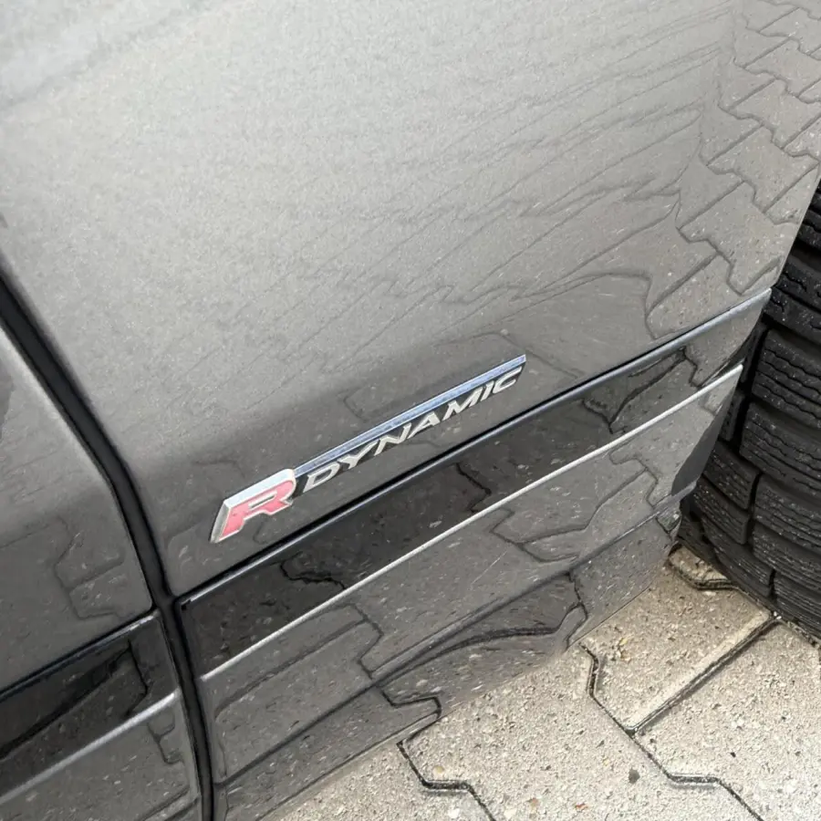 3.0 V6 AWD First Edition