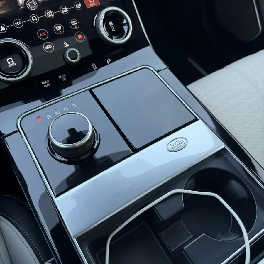 3.0 V6 AWD First Edition