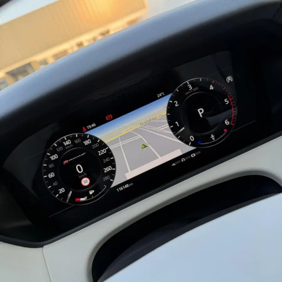 3.0 V6 AWD First Edition
