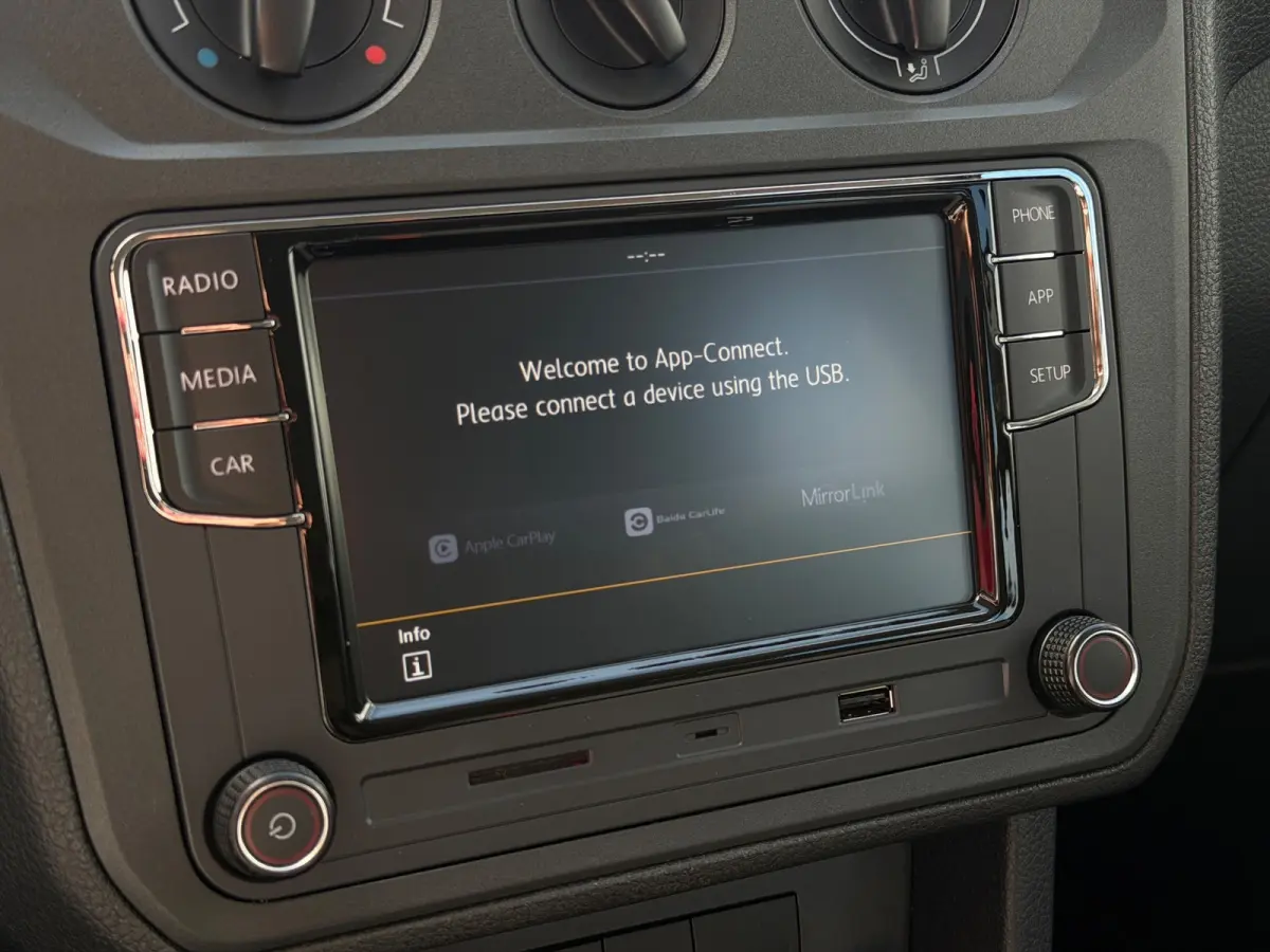 1.0 TSI Highline CarPlay 5P.