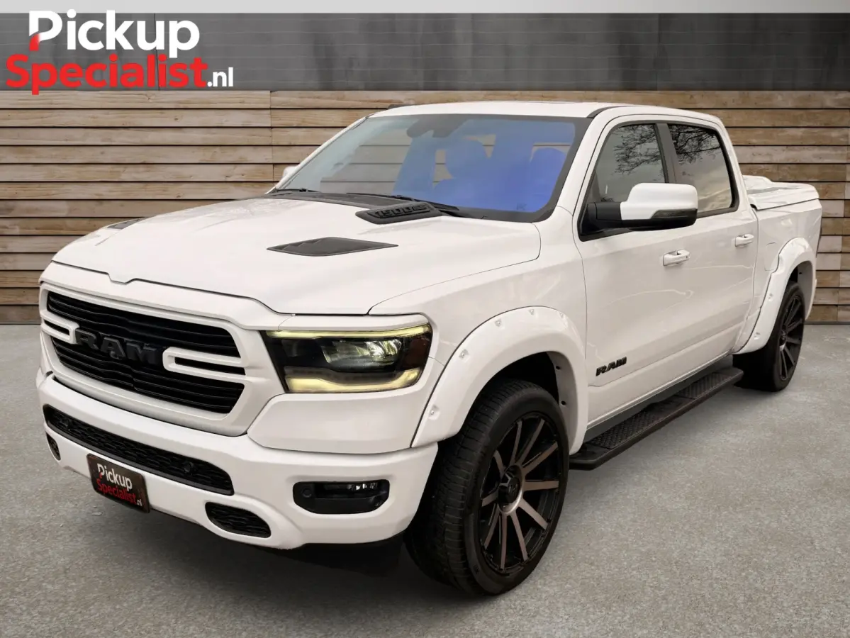 1500 5.7 V8 4x4 Crew Cab Sport , BOMVOLL , DEALER ONDERHOUDEN , INRUIL MOGELIJK