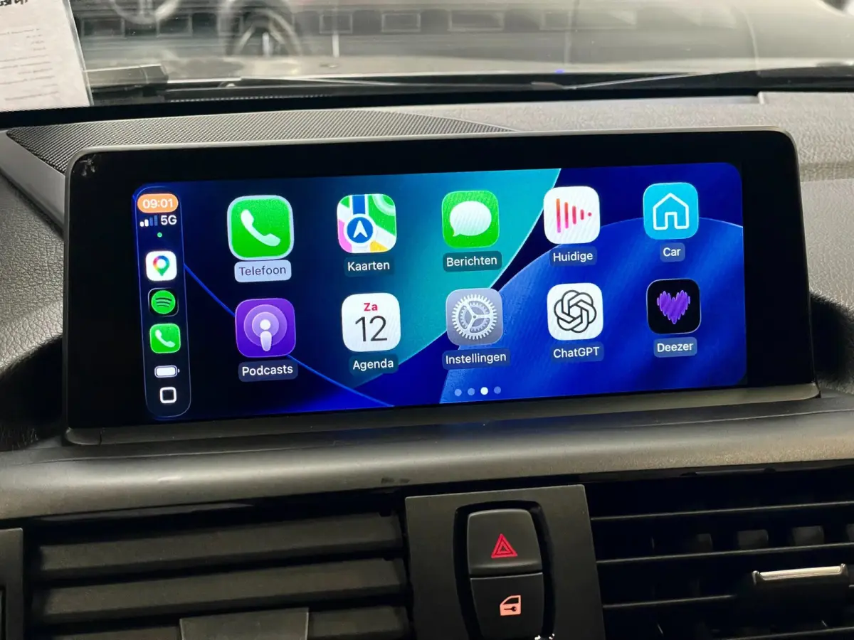 M135i xDrive 320 PK M-PERFORMANCE NAVI LEER CARPLAY
