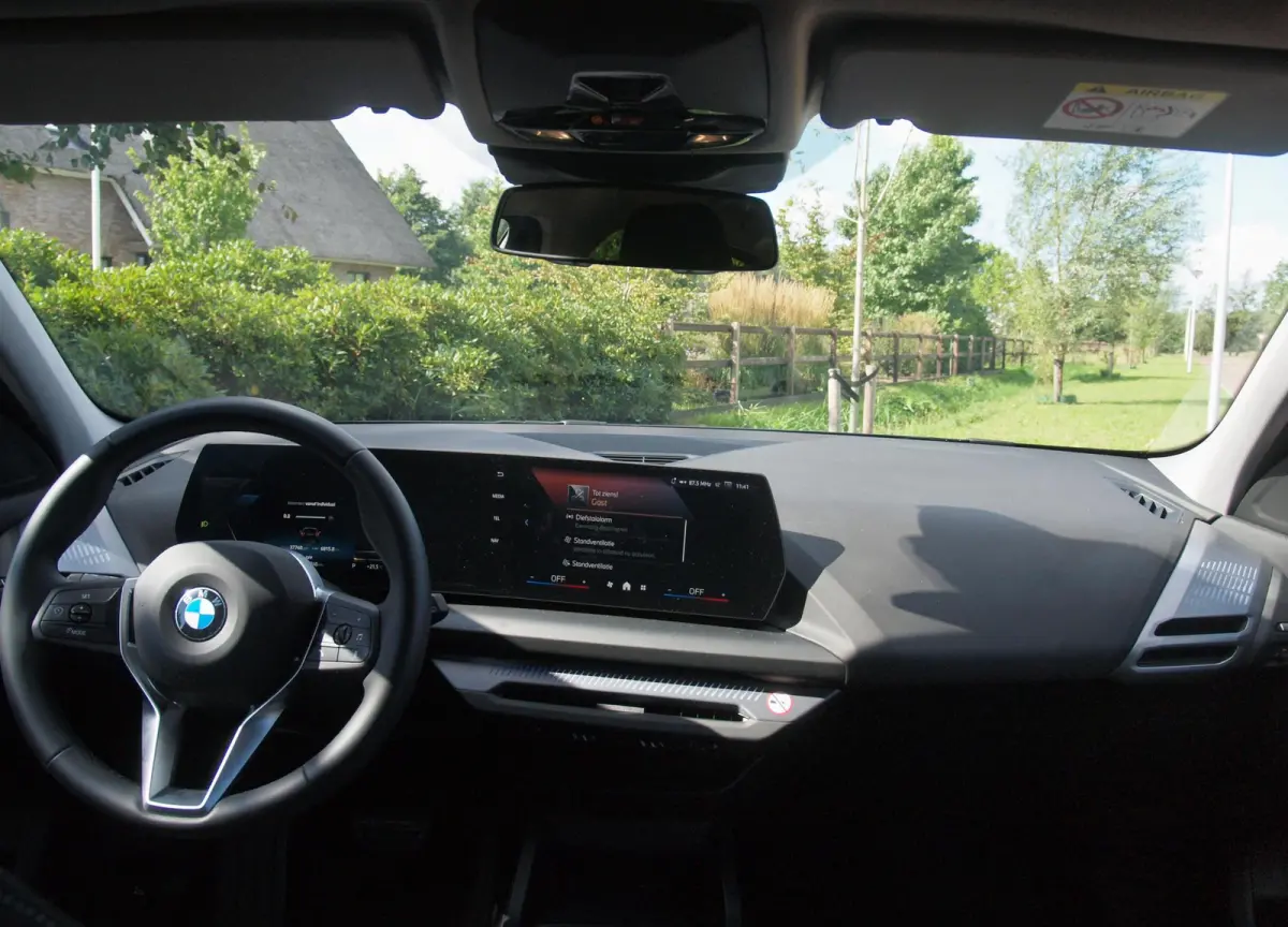 120 M Sport Design Edition | M-Pakket | Camera | Apple Carplay | Sfeerverlichting | NL-Auto |
