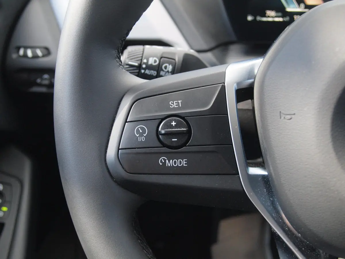120 M Sport Design Edition | M-Pakket | Camera | Apple Carplay | Sfeerverlichting | NL-Auto |