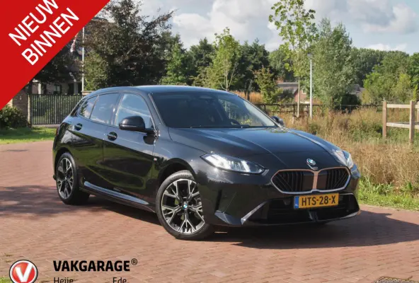 120 M Sport Design Edition | M-Pakket | Camera | Apple Carplay | Sfeerverlichting | NL-Auto |