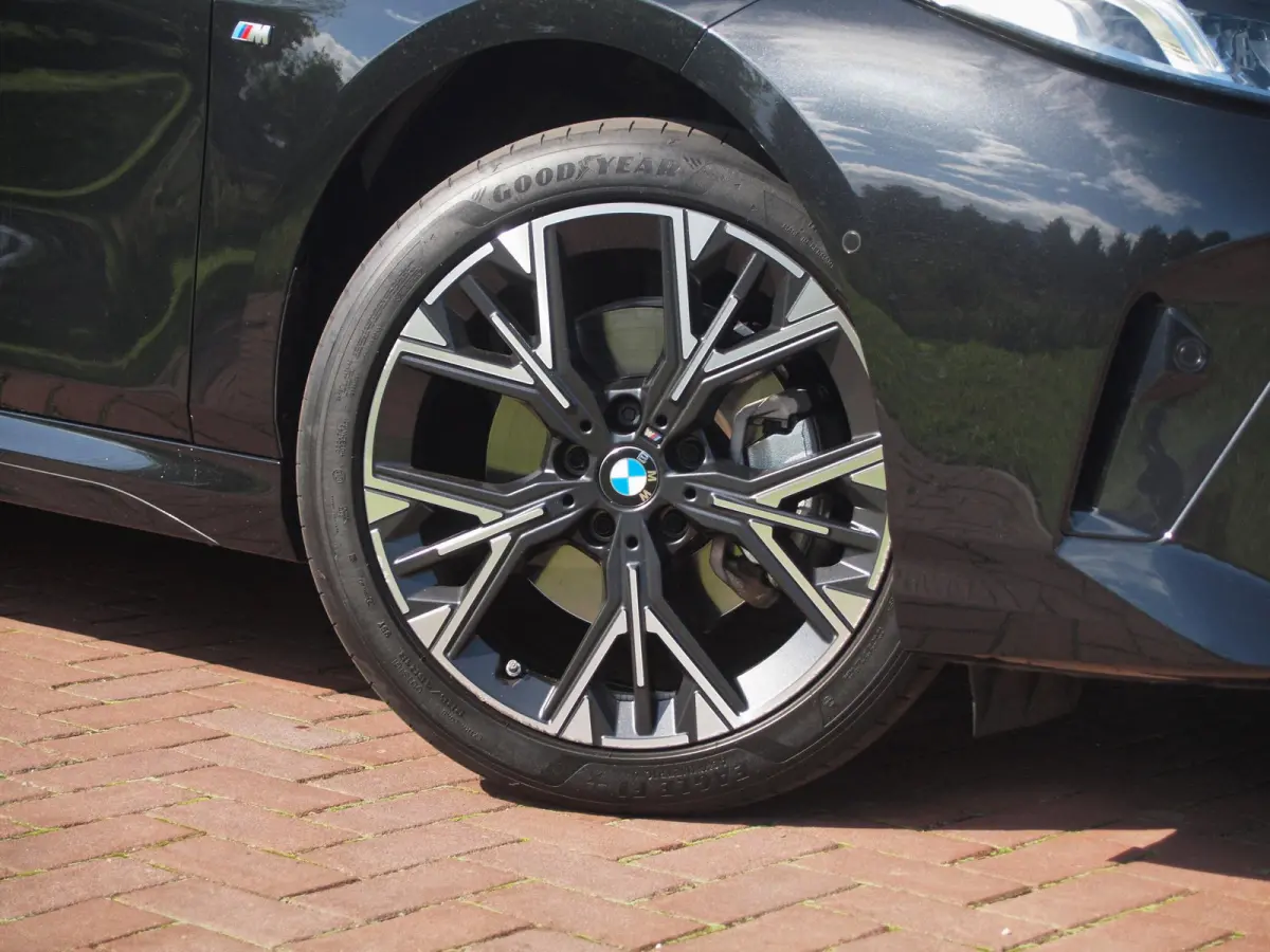 120 M Sport Design Edition | M-Pakket | Camera | Apple Carplay | Sfeerverlichting | NL-Auto |