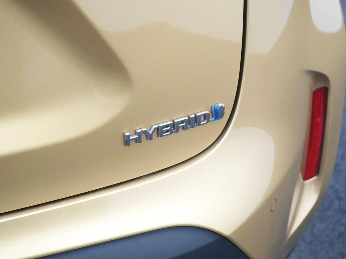 1.5 Hybrid Adventure AUTOMAAT | CAMERA | STOEL & STUURVERWARMING | JBL BOX | TREKHAAK | CLIMA | ELEKTRISCHE KOFFERKLEP | LMV | APPLE CARPLAY | DEALER ONDERHOUDEN | 12 MAANDEN BOVAG GARANTIE 