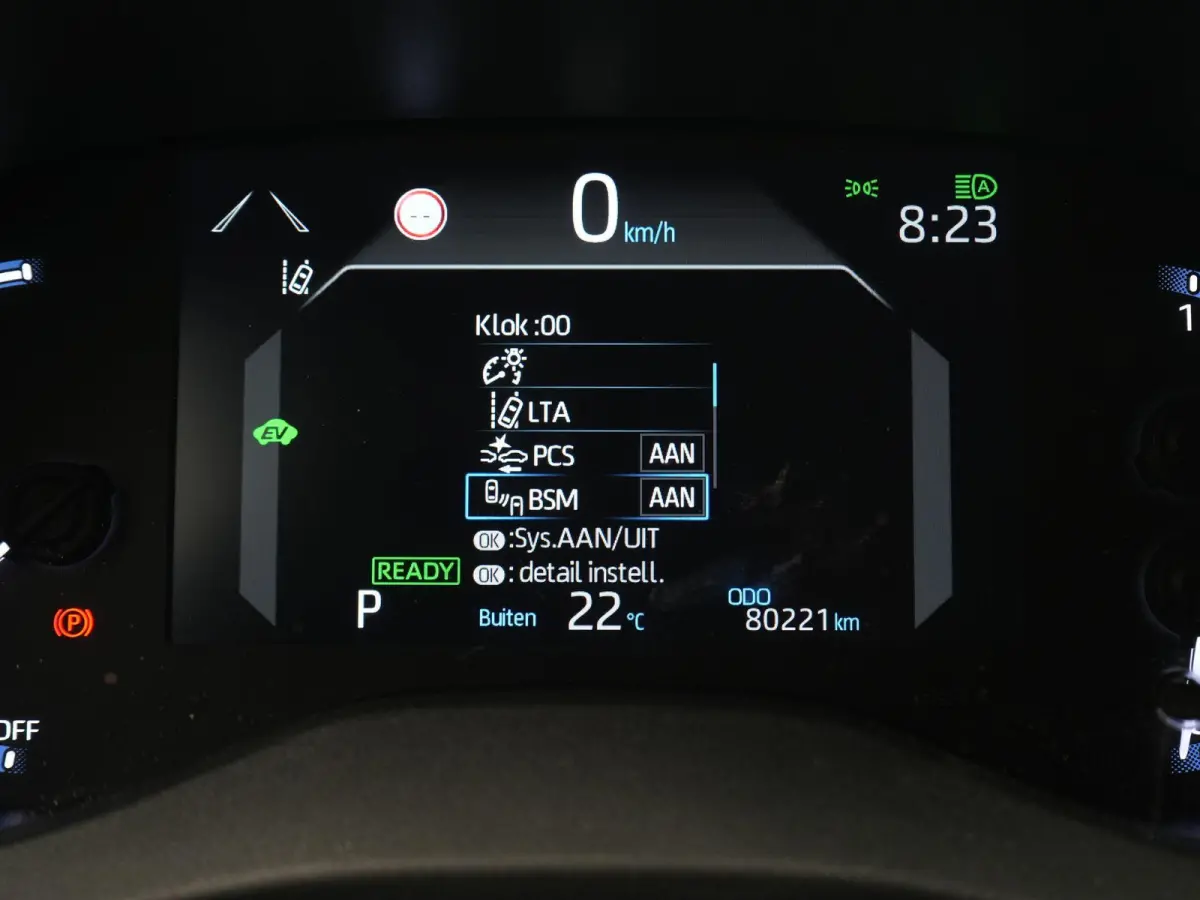 1.5 Hybrid Adventure AUTOMAAT | CAMERA | STOEL & STUURVERWARMING | JBL BOX | TREKHAAK | CLIMA | ELEKTRISCHE KOFFERKLEP | LMV | APPLE CARPLAY | DEALER ONDERHOUDEN | 12 MAANDEN BOVAG GARANTIE 