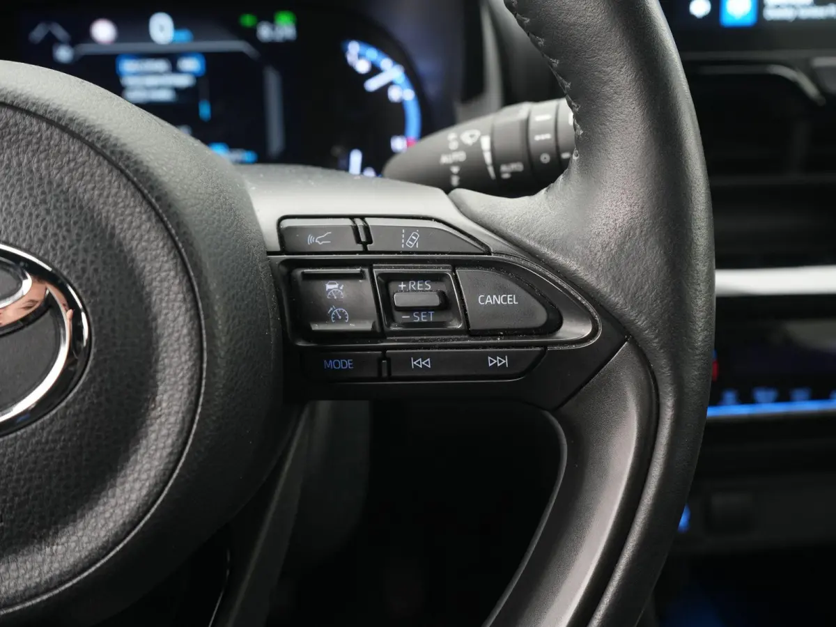 1.5 Hybrid Adventure AUTOMAAT | CAMERA | STOEL & STUURVERWARMING | JBL BOX | TREKHAAK | CLIMA | ELEKTRISCHE KOFFERKLEP | LMV | APPLE CARPLAY | DEALER ONDERHOUDEN | 12 MAANDEN BOVAG GARANTIE 