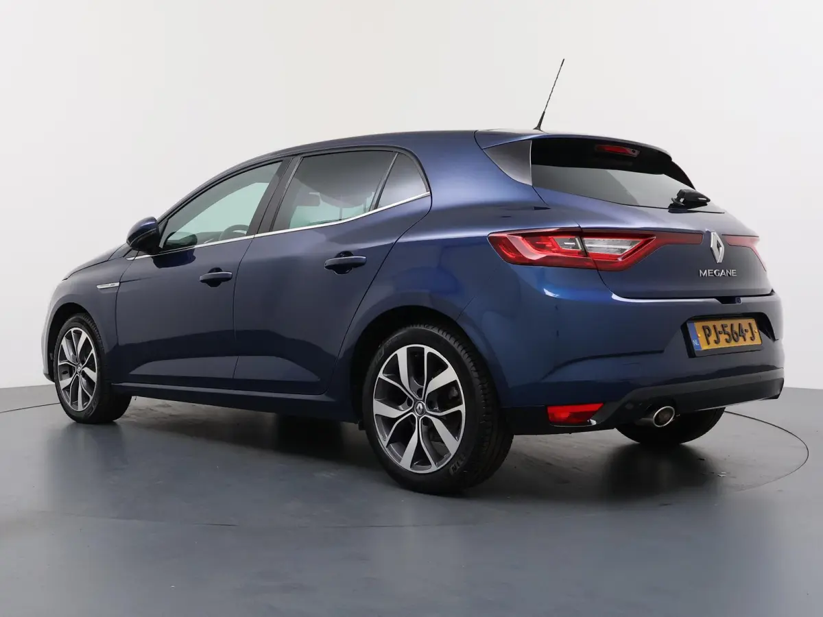 Energy TCe 130 Bose | Weinig KM's | Apple CarPlay | Navigatie | Climate Control |