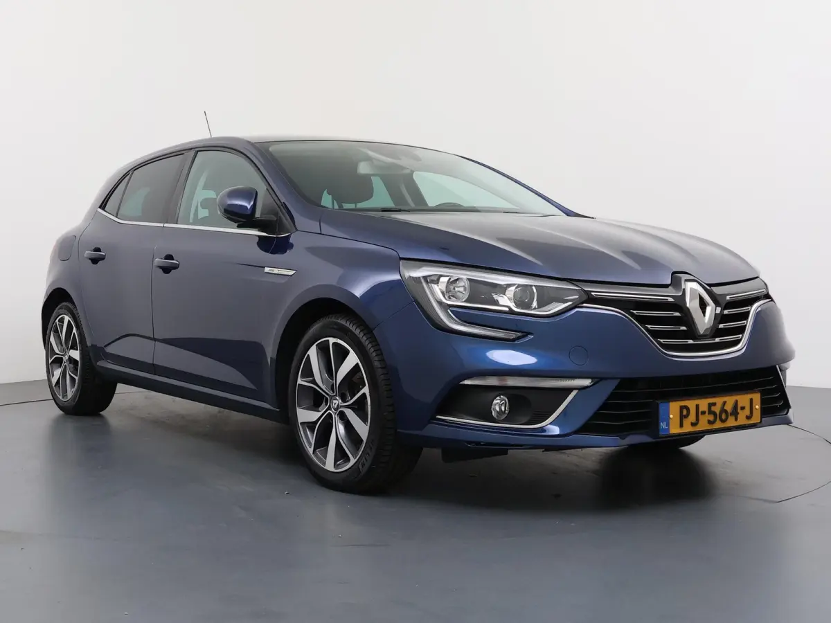 Energy TCe 130 Bose | Weinig KM's | Apple CarPlay | Navigatie | Climate Control |