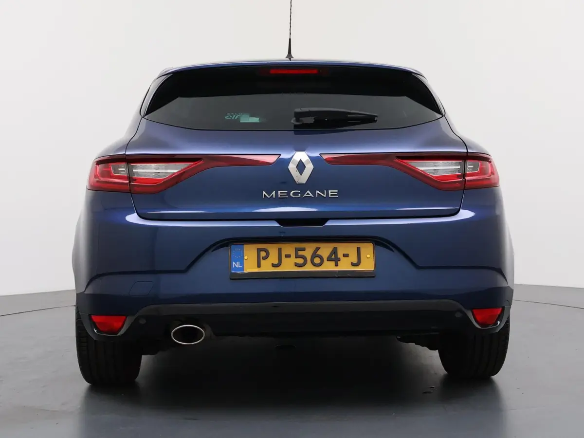Energy TCe 130 Bose | Weinig KM's | Apple CarPlay | Navigatie | Climate Control |
