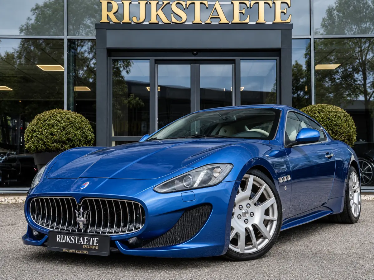 4.7 Sport|ALCANTARA HEMEL|CAMERA|BOSE