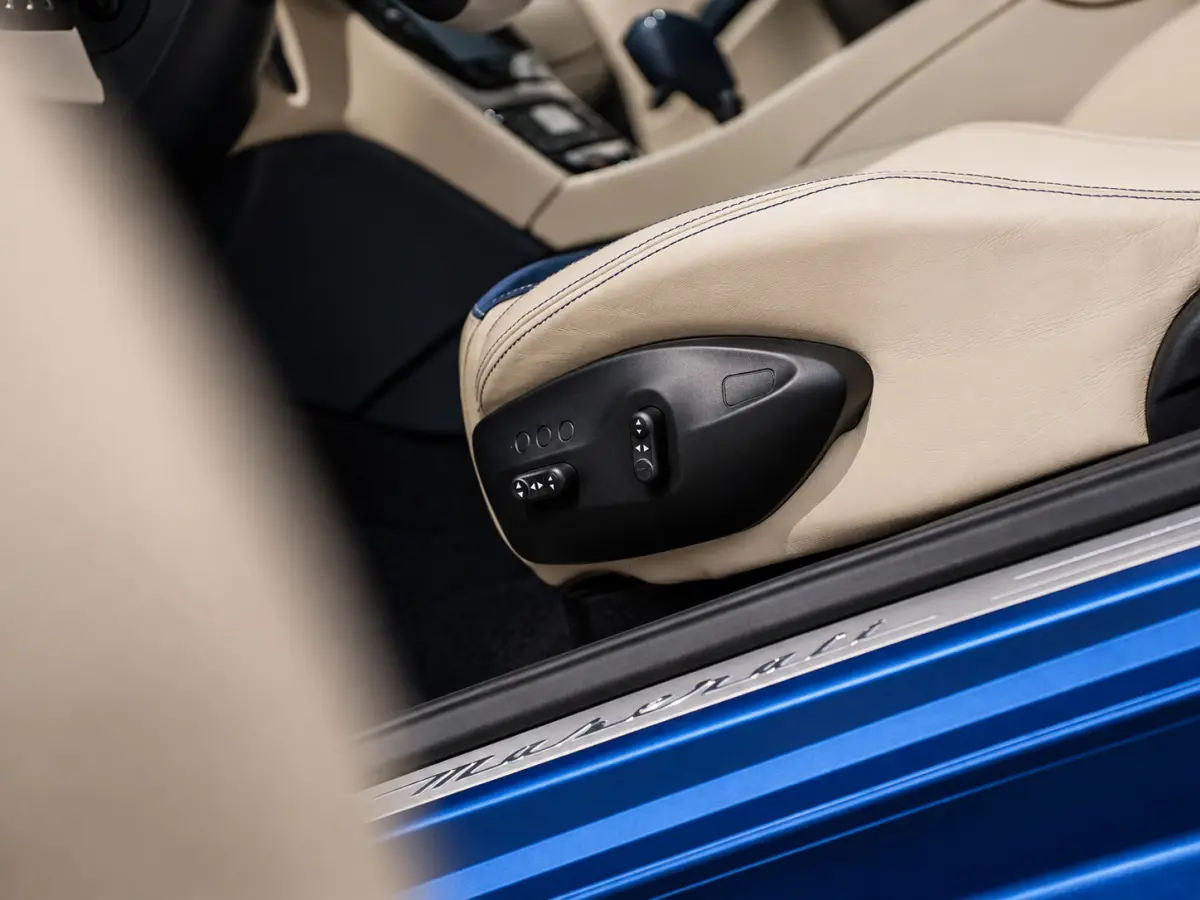 4.7 Sport|ALCANTARA HEMEL|CAMERA|BOSE