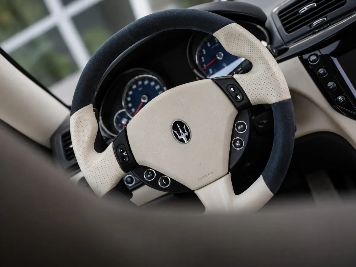 4.7 Sport|ALCANTARA HEMEL|CAMERA|BOSE