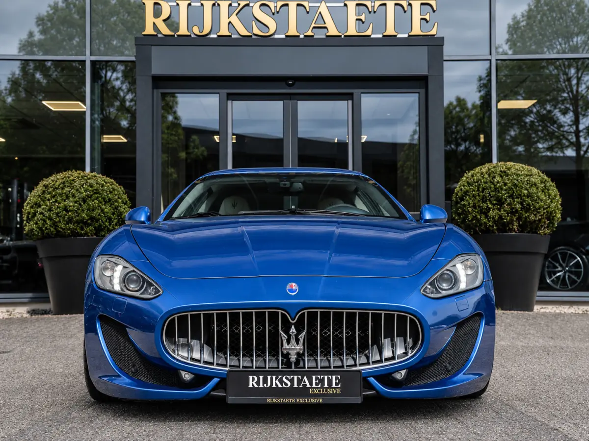 4.7 Sport|ALCANTARA HEMEL|CAMERA|BOSE