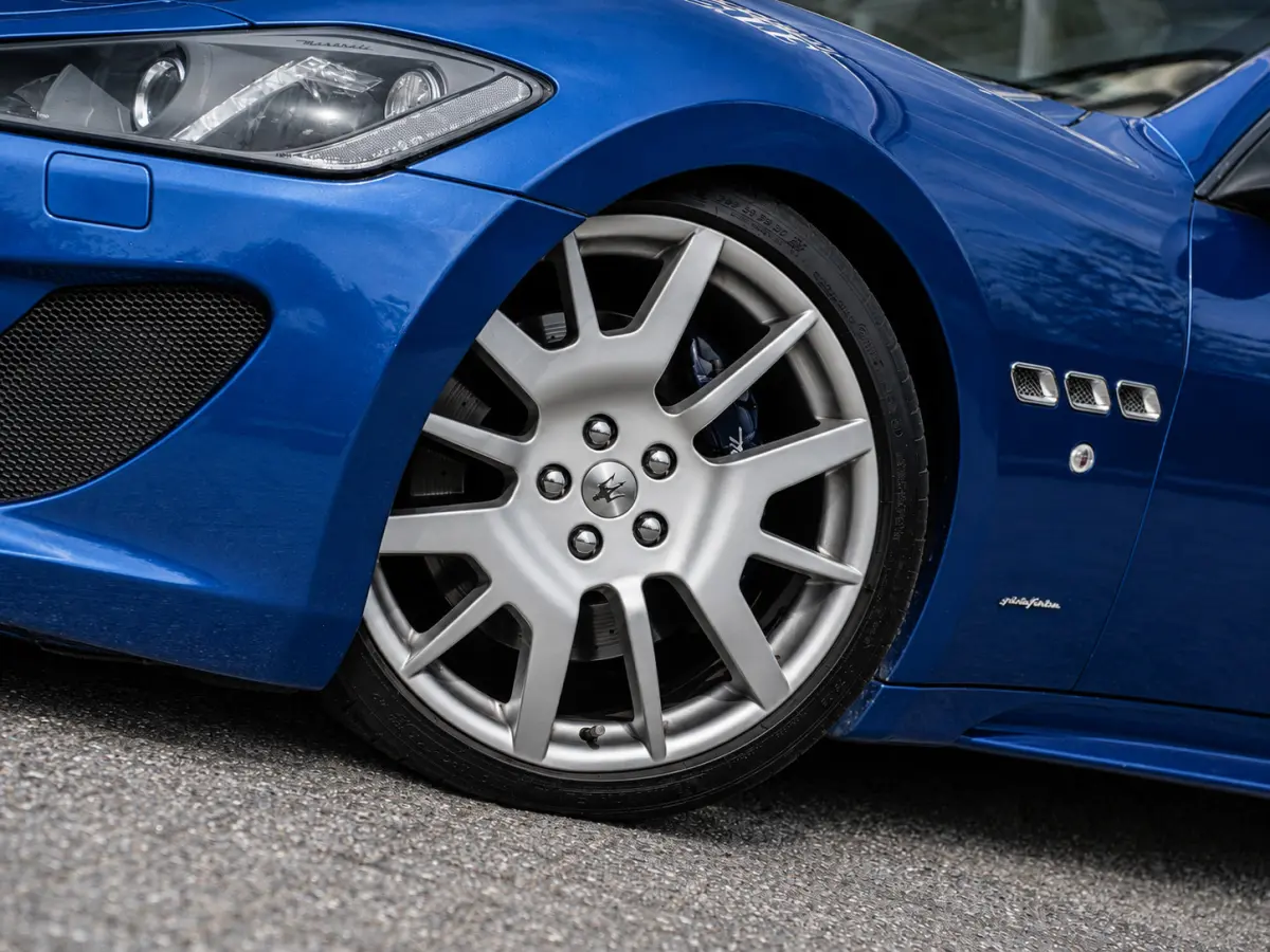 4.7 Sport|ALCANTARA HEMEL|CAMERA|BOSE