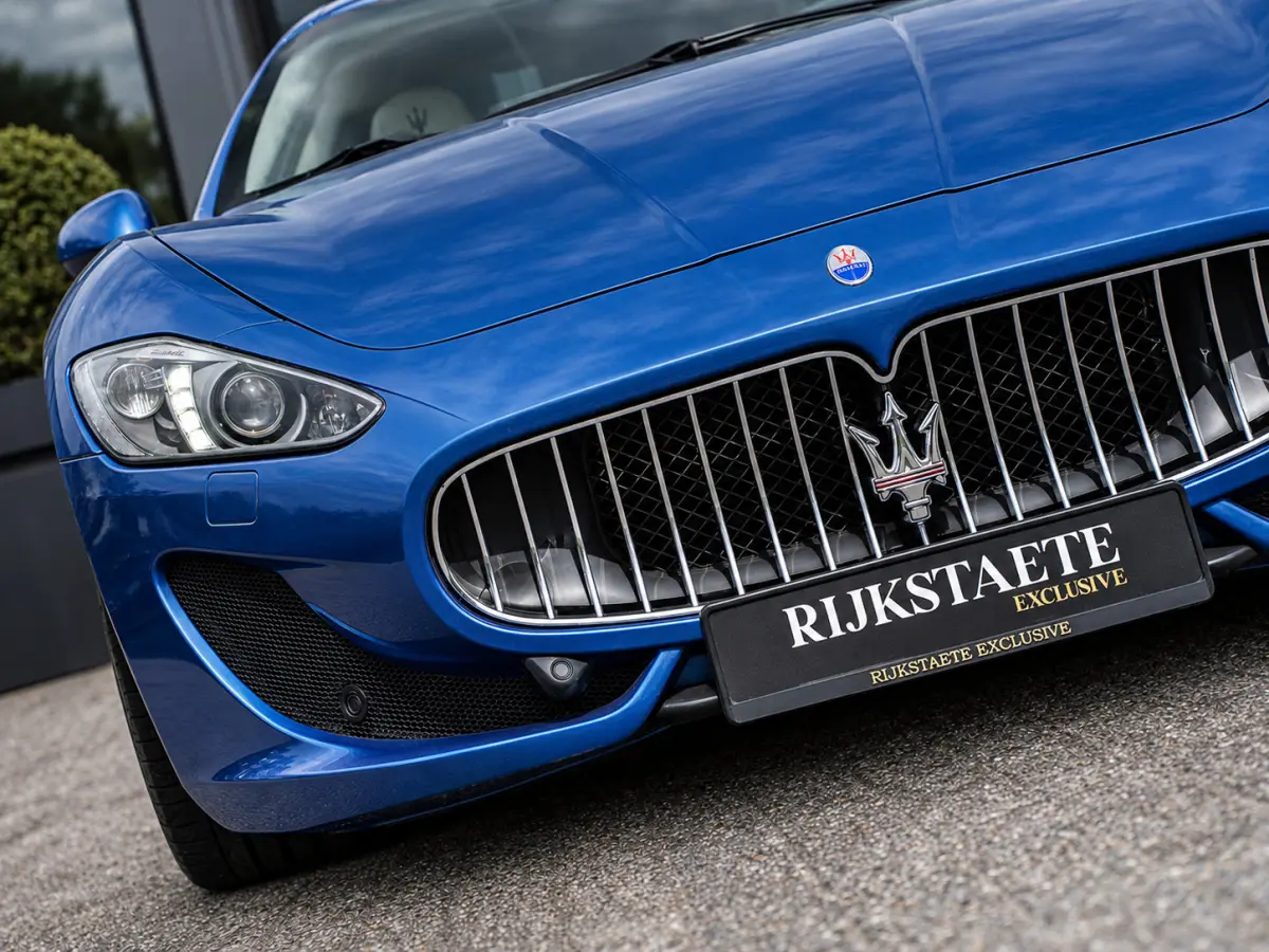 4.7 Sport|ALCANTARA HEMEL|CAMERA|BOSE