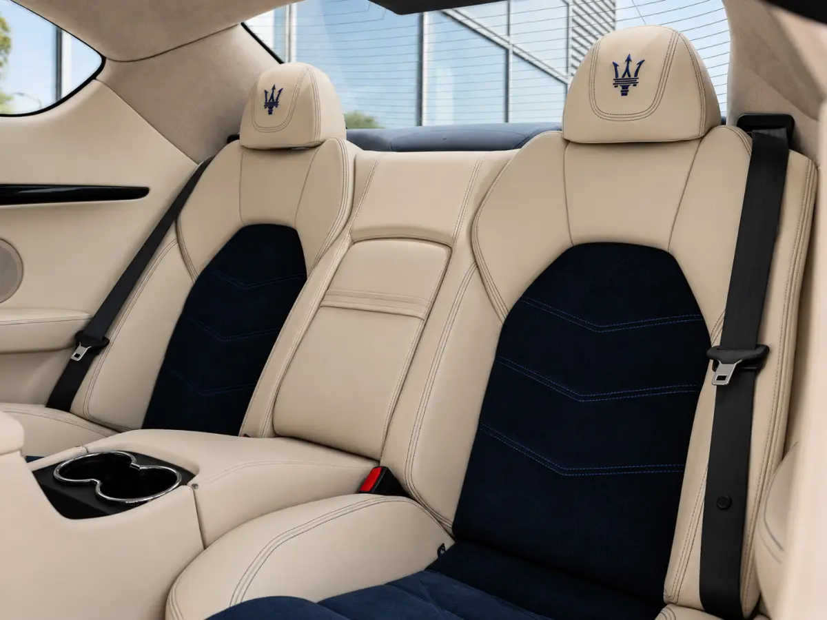 4.7 Sport|ALCANTARA HEMEL|CAMERA|BOSE
