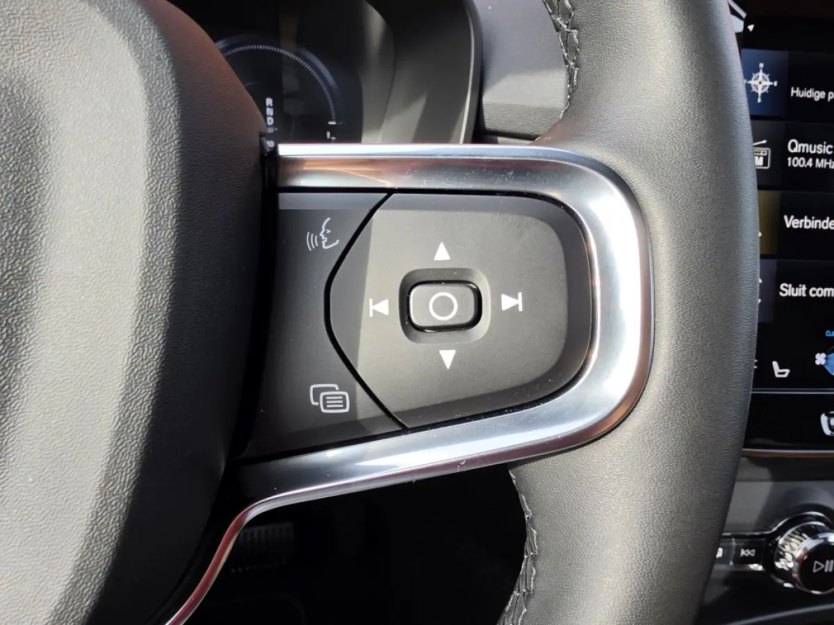 1.5 T4 Recharche Inscription SOH 99%! Leder Panoramadak Harman/Kardon