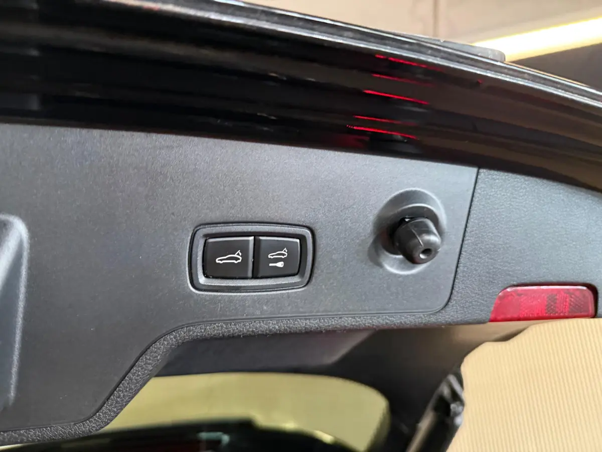 2.9 4 E-Hybrid SPORT DESIGN-PANORAMA-STOELEN 14 VOUDIG-SPORT UITLAAT-COMPLEET