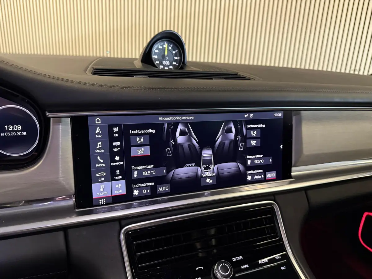 2.9 4 E-Hybrid SPORT DESIGN-PANORAMA-STOELEN 14 VOUDIG-SPORT UITLAAT-COMPLEET