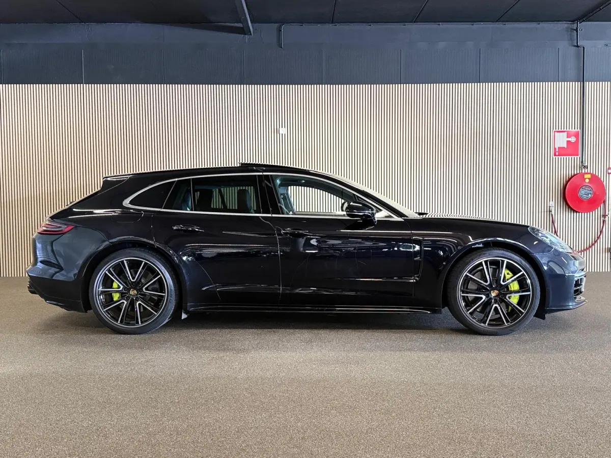 2.9 4 E-Hybrid SPORT DESIGN-PANORAMA-STOELEN 14 VOUDIG-SPORT UITLAAT-COMPLEET