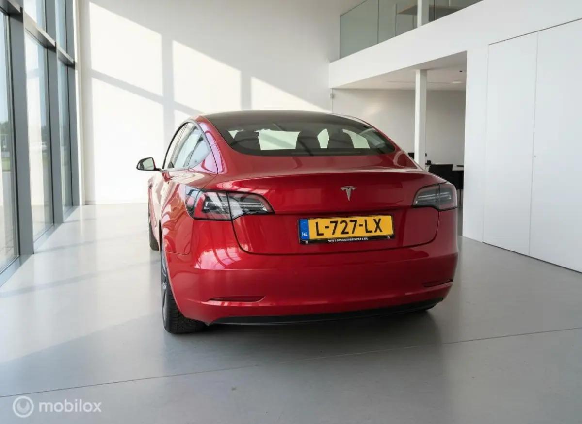 Standard RWD Plus 60kWh | Warmtepomp | MOBA | NAP | Mica Rood