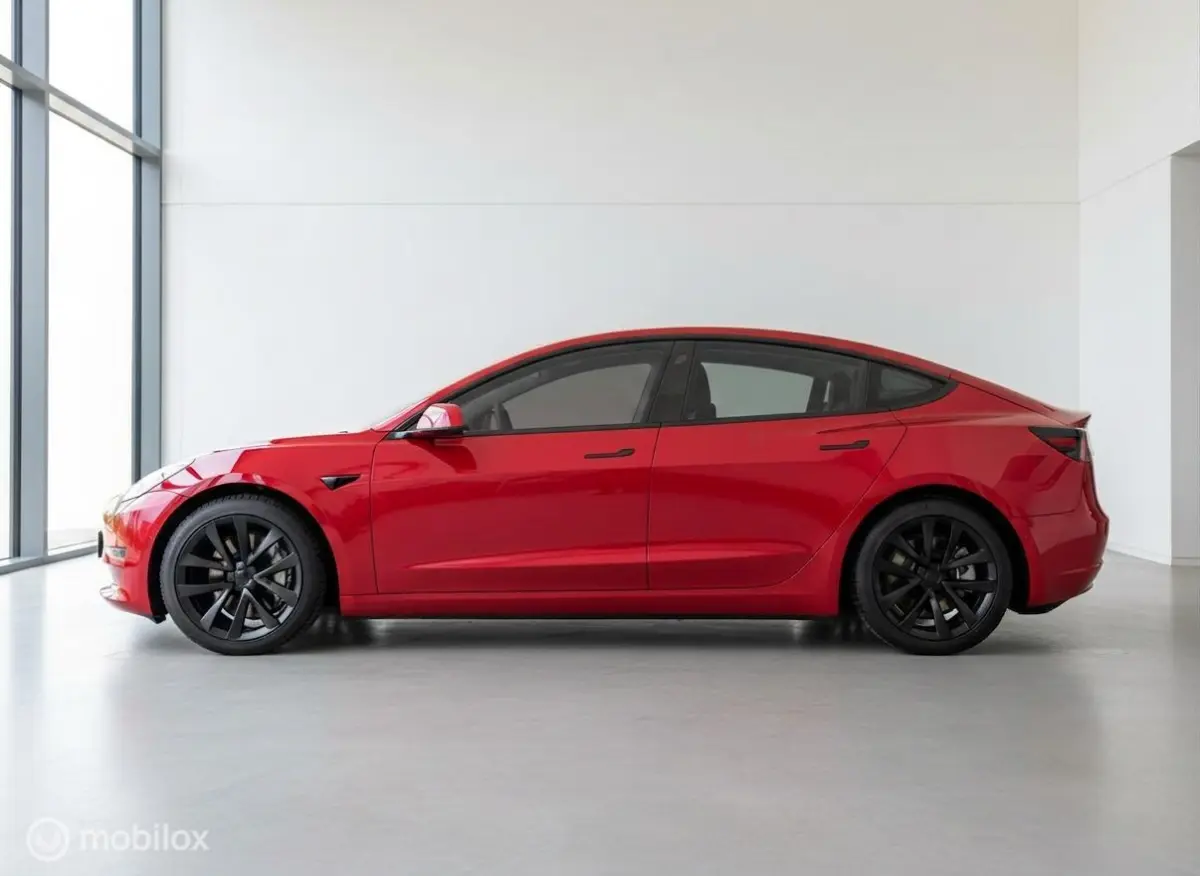 Standard RWD Plus 60kWh | Warmtepomp | MOBA | NAP | Mica Rood