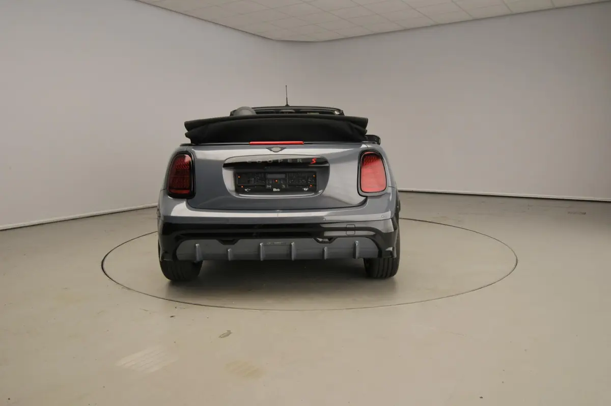 2.0 S John Cooper Works | Pakket M