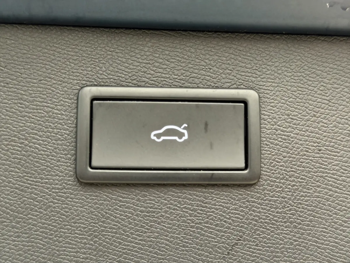 1.4 e-Hybrid VZ Copper|Petrol Blue Matt|Memory|Leder