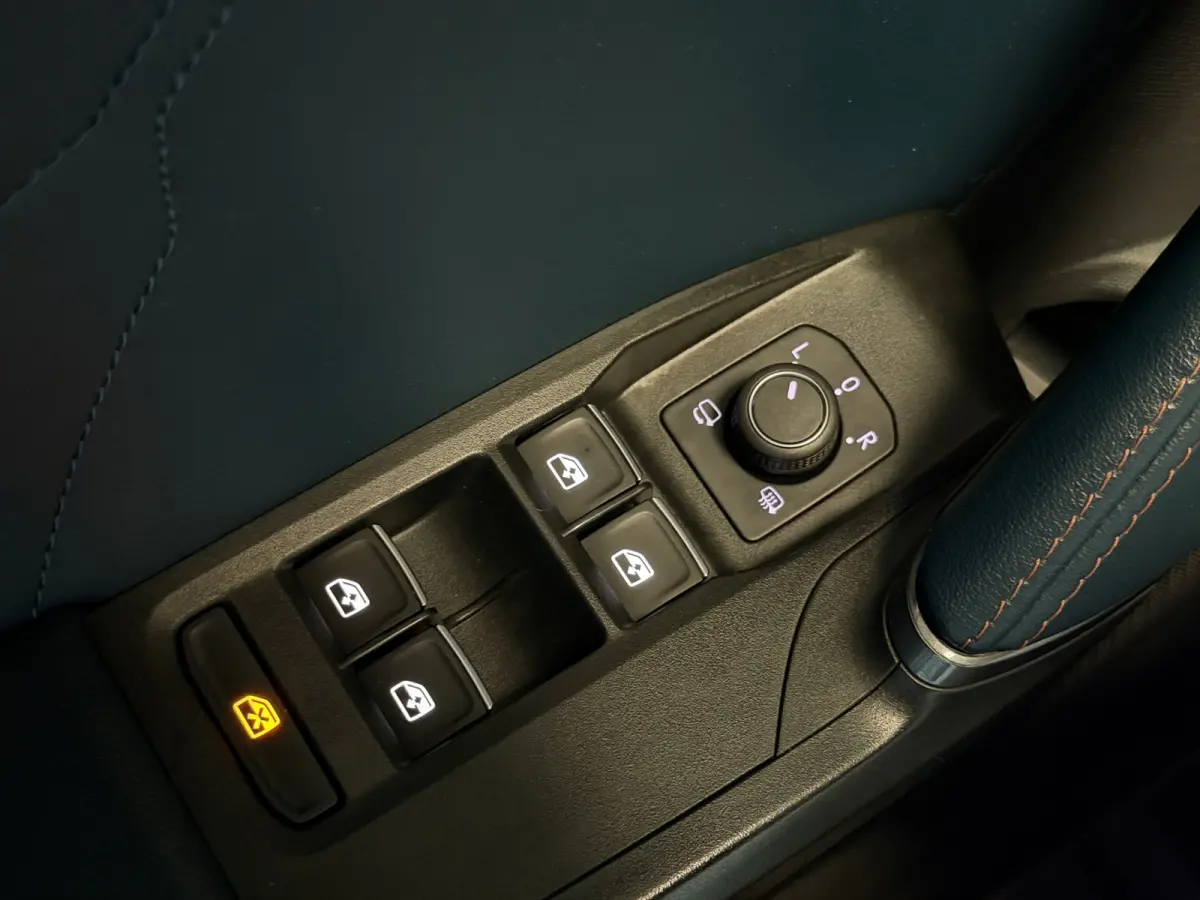 1.4 e-Hybrid VZ Copper|Petrol Blue Matt|Memory|Leder