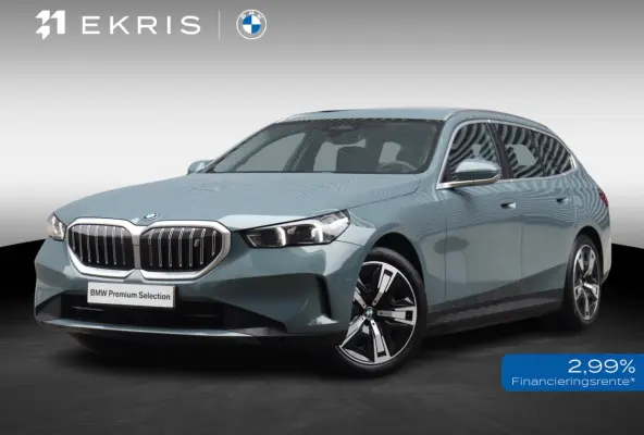 eDrive40 | Pure Edition | Driving Assistant Plus | Verwarmbare Voorstoelen | Harman Kardon | Camera | Ambiance Verlichting | 19'' LMV