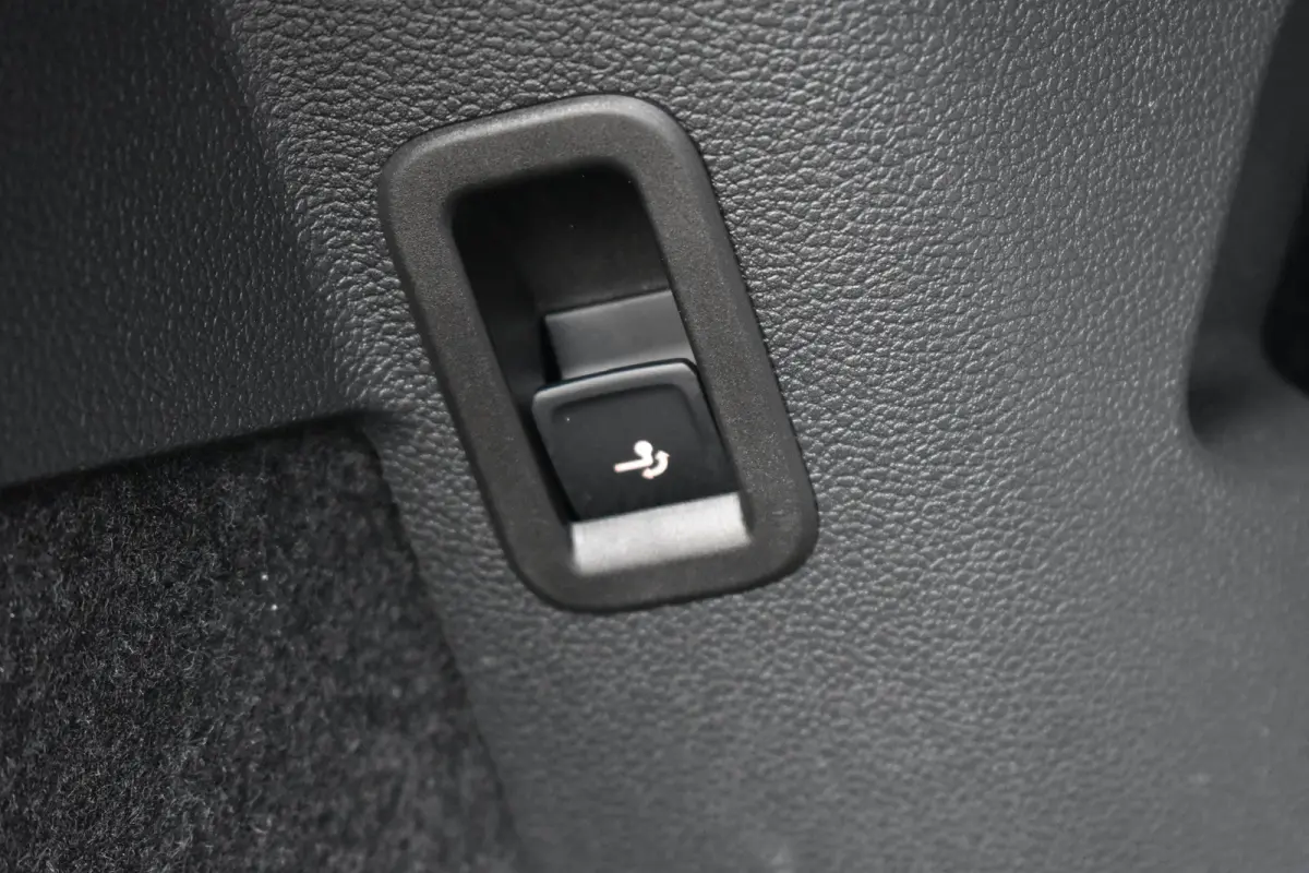 1.5 272pk eHybrid GTE | ACC | Sport Pakket | Volledig leder | Stoelverwarming- en verkoeling | Schuif-kanteldak | Elektrisch wegklapbare trekhaak | VERLENGDE GARANTIE!