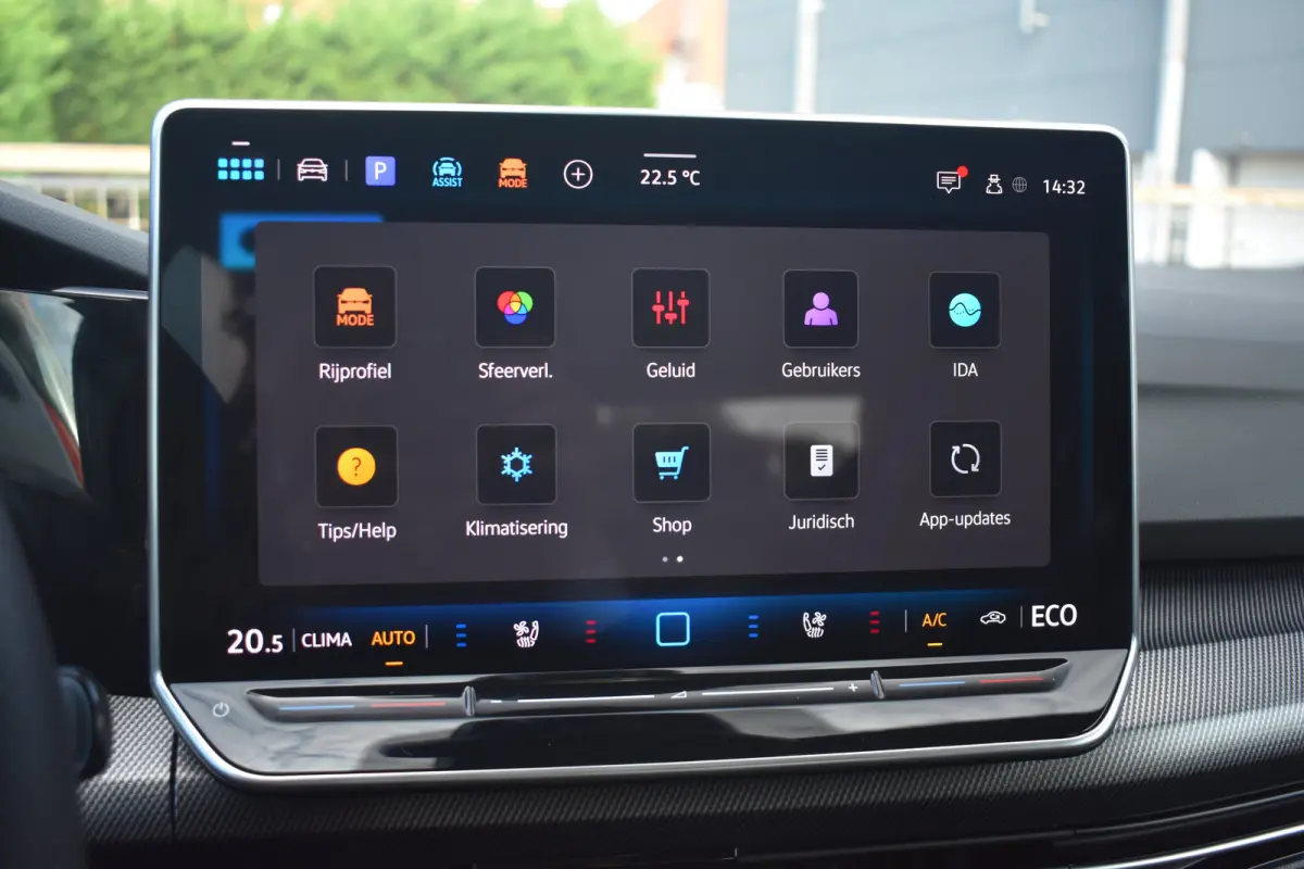 1.5 272pk eHybrid GTE | ACC | Sport Pakket | Volledig leder | Stoelverwarming- en verkoeling | Schuif-kanteldak | Elektrisch wegklapbare trekhaak | VERLENGDE GARANTIE!