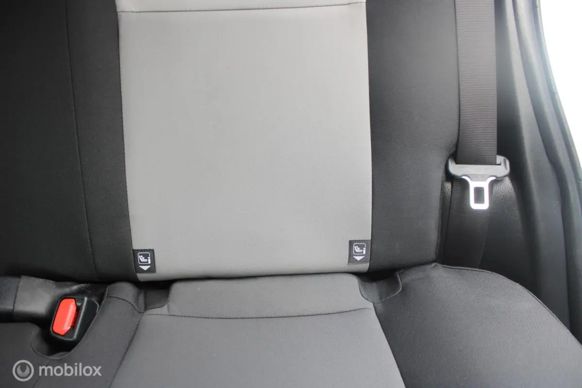 1.5 Hybrid Aspiration | 1e Eigenaar Boekjes | Parkeersensoren achter | Cruise control.