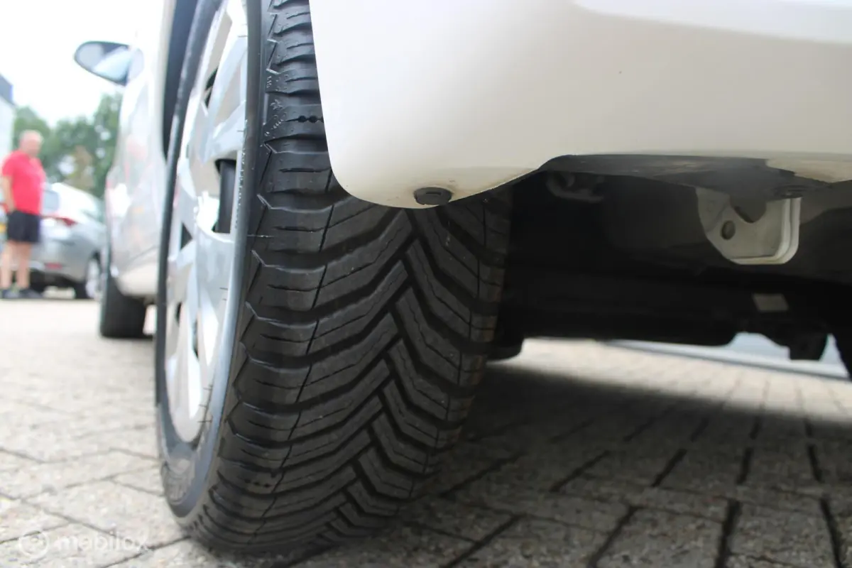 1.5 Hybrid Aspiration | 1e Eigenaar Boekjes | Parkeersensoren achter | Cruise control.