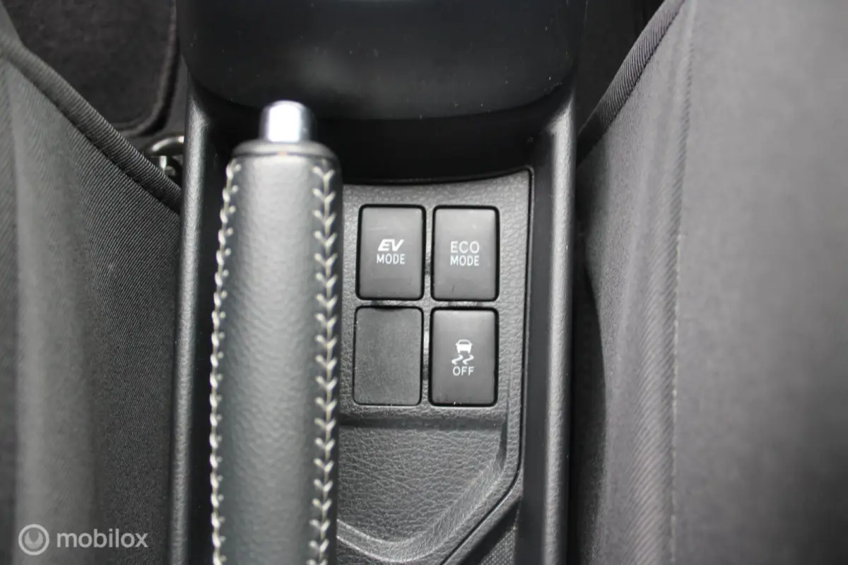 1.5 Hybrid Aspiration | 1e Eigenaar Boekjes | Parkeersensoren achter | Cruise control.