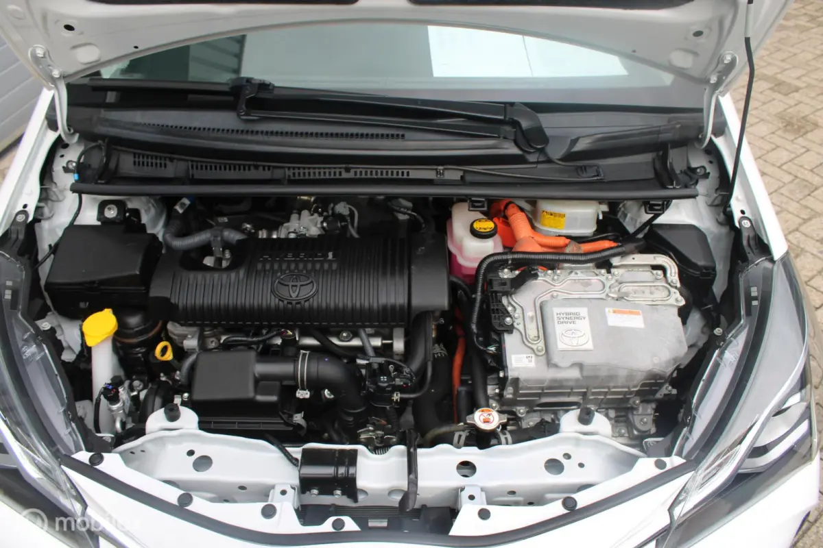 1.5 Hybrid Aspiration | 1e Eigenaar Boekjes | Parkeersensoren achter | Cruise control.
