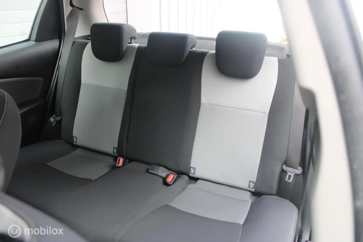 1.5 Hybrid Aspiration | 1e Eigenaar Boekjes | Parkeersensoren achter | Cruise control.