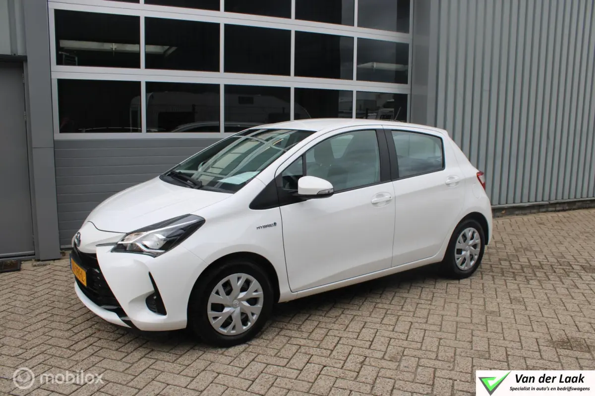 1.5 Hybrid Aspiration | 1e Eigenaar Boekjes | Parkeersensoren achter | Cruise control.