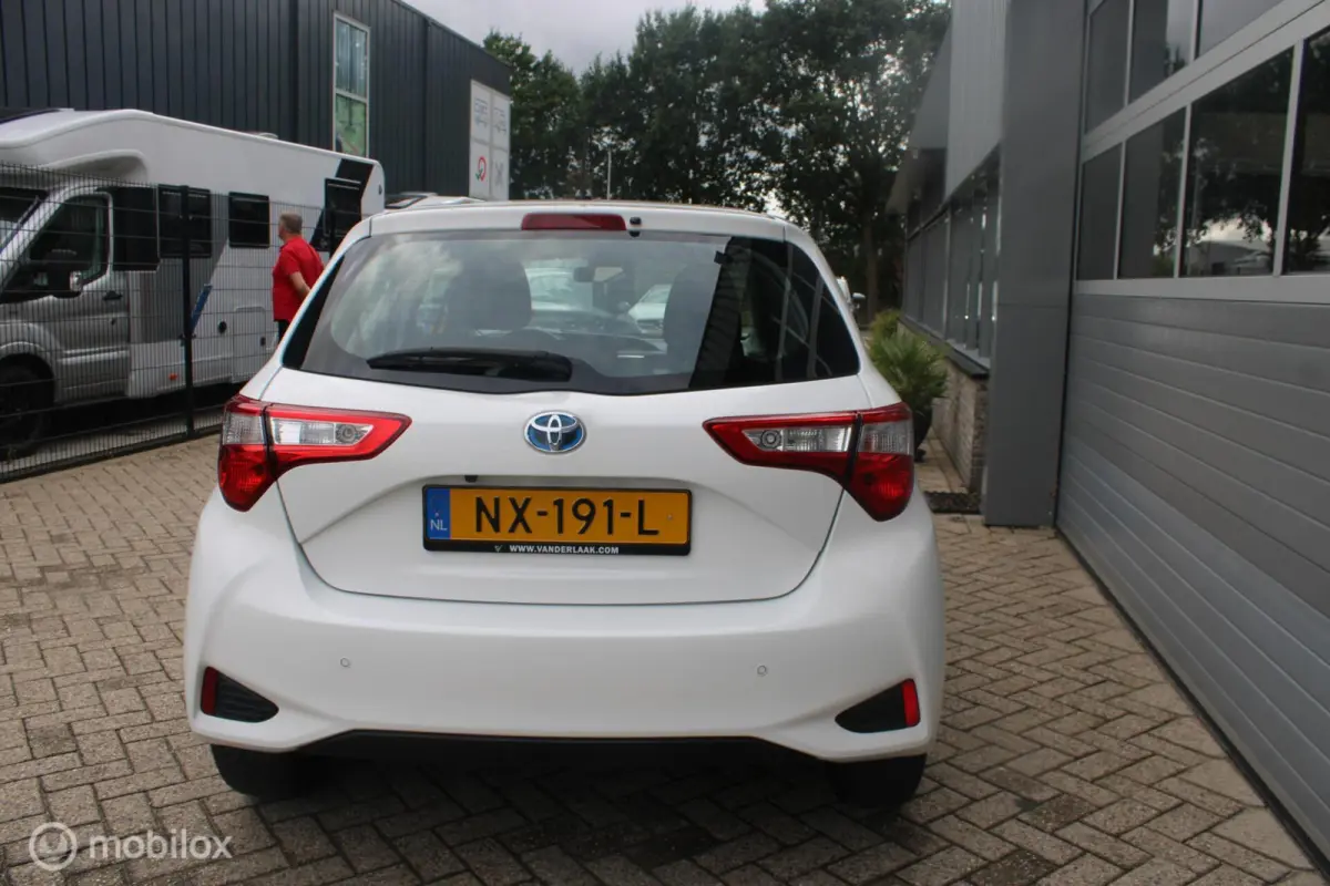 1.5 Hybrid Aspiration | 1e Eigenaar Boekjes | Parkeersensoren achter | Cruise control.