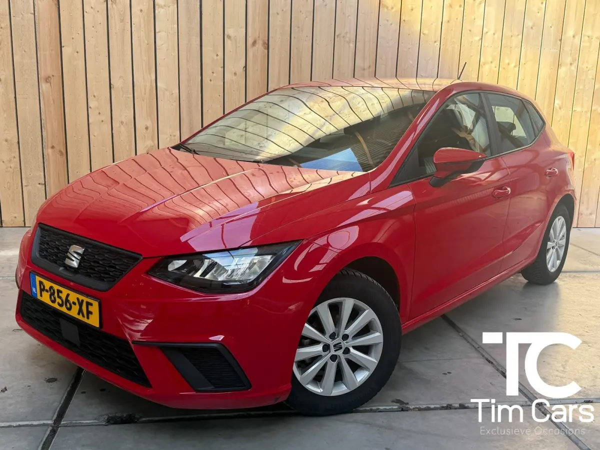 1.0 EcoTSI Style Apple CarPlay/Android Auto | Cruise control | DAB ontvangst | LED koplampen | Lichtmetalen velgen | Rijstrooksensor | Trekhaak