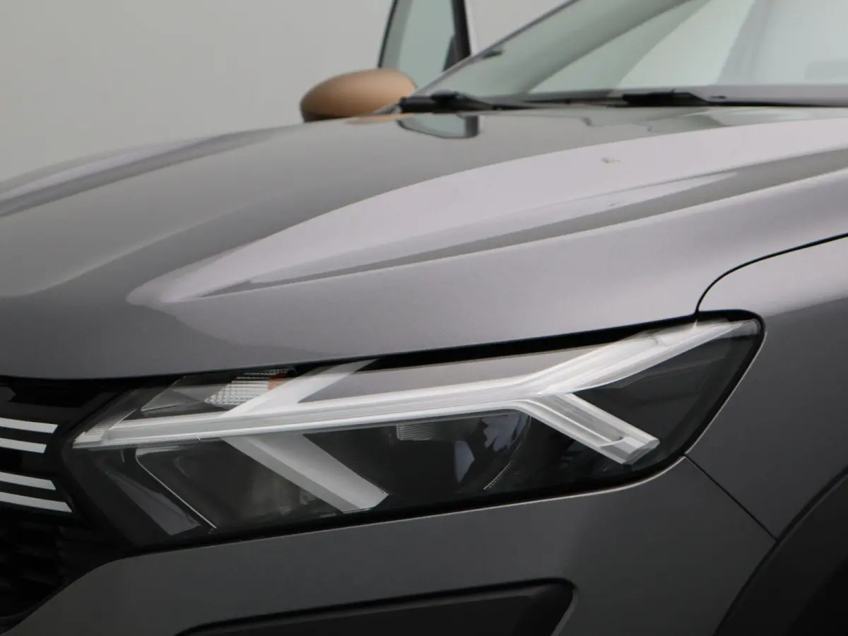Eco-G extreme 7-zits | Parkeercamera | Navigatie | Climate Control |