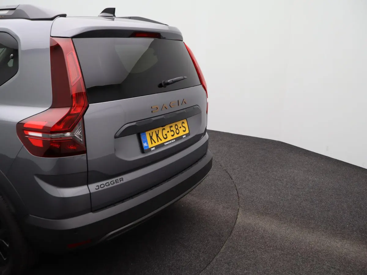 Eco-G extreme 7-zits | Parkeercamera | Navigatie | Climate Control |