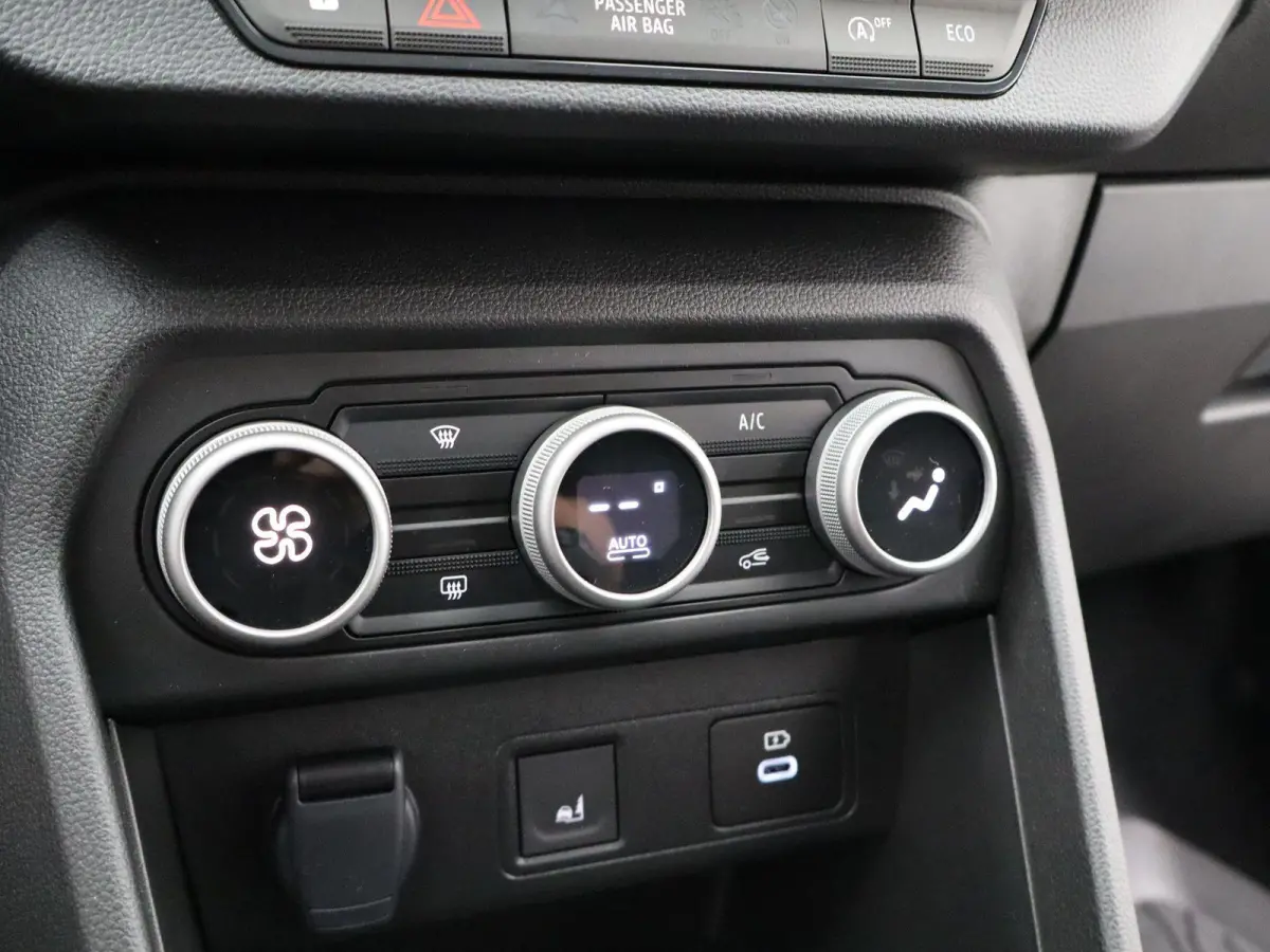 Eco-G extreme 7-zits | Parkeercamera | Navigatie | Climate Control |