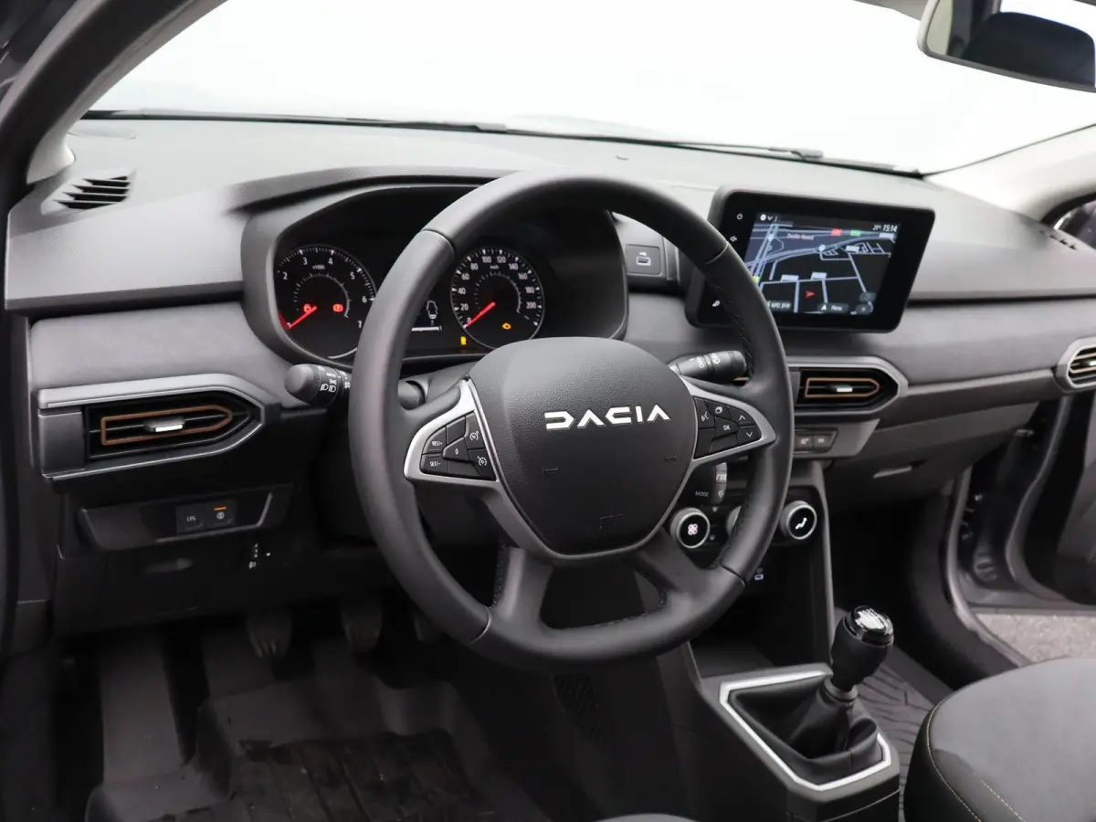Eco-G extreme 7-zits | Parkeercamera | Navigatie | Climate Control |