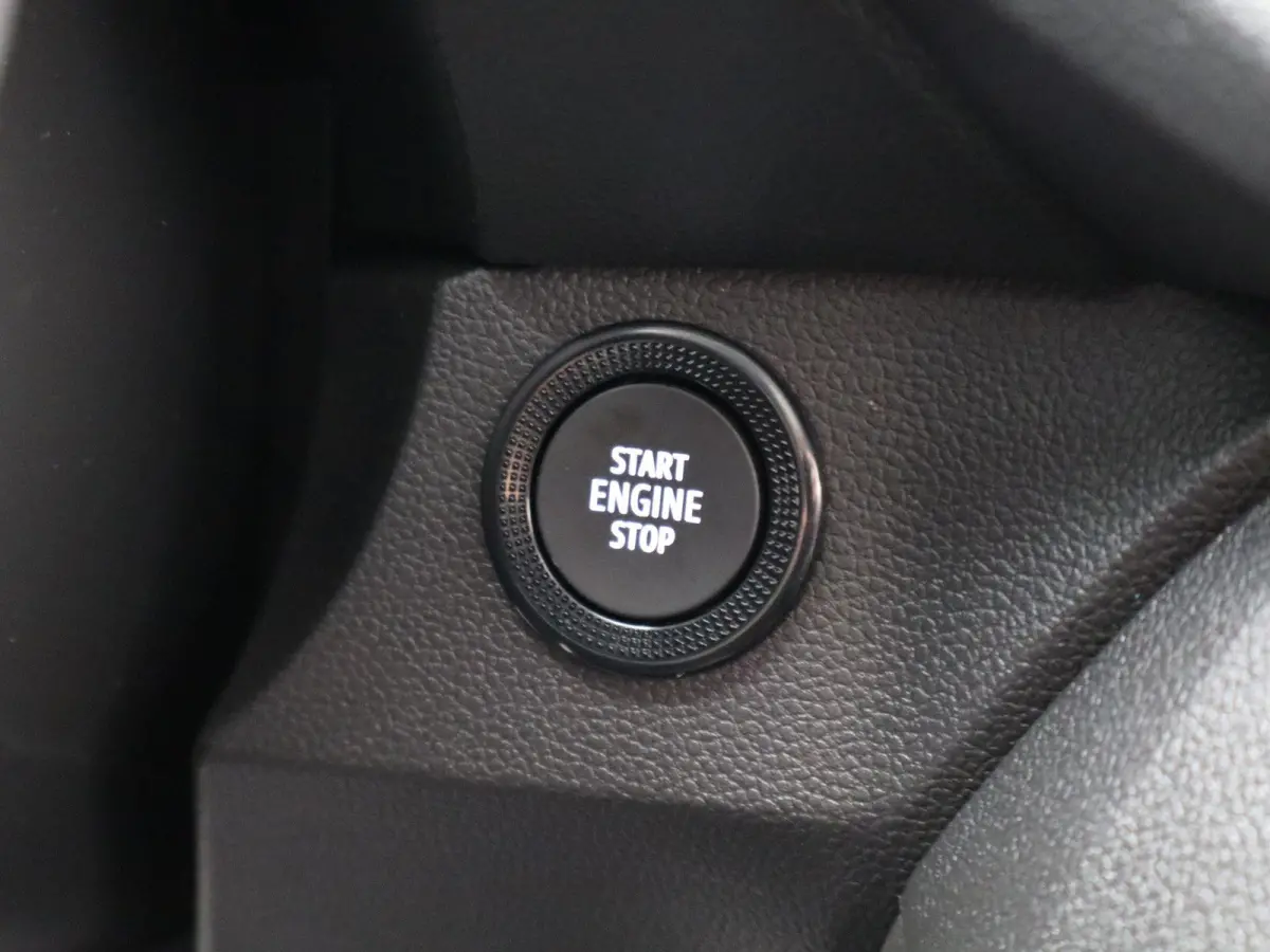 Eco-G extreme 7-zits | Parkeercamera | Navigatie | Climate Control |